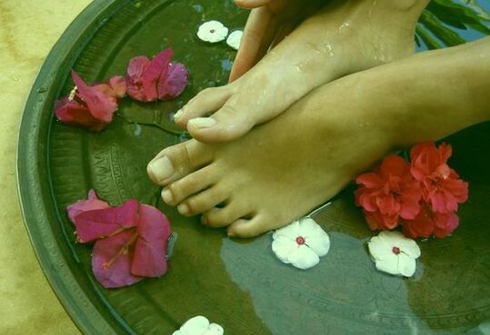 toe fungus foot bath